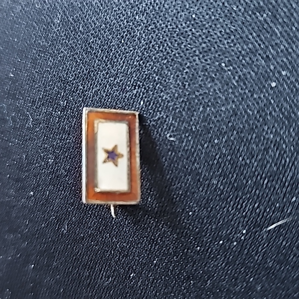 Sterling Silver Rectangular Pin With Blue Star. V… - image 1